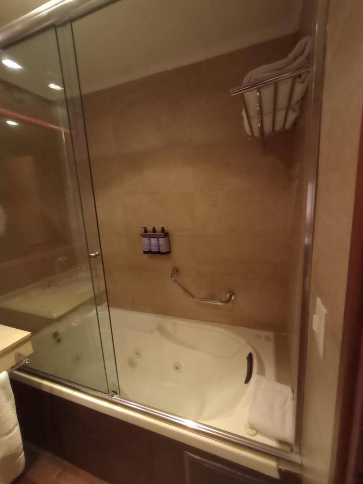 Hotel Plaza Колон Екстер'єр фото